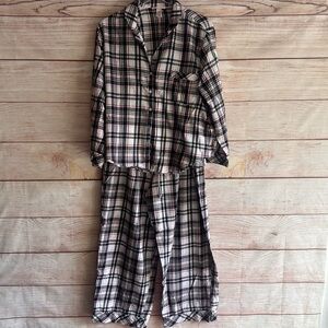 Victoria's Secret Black and White Plaid Pajama Set
